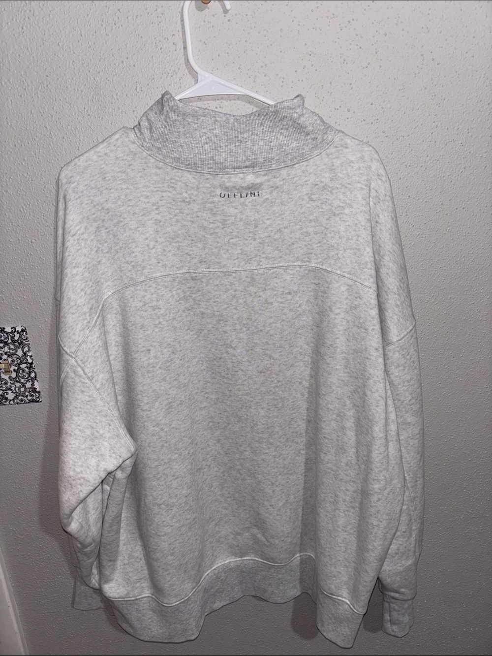 OFFLINE By Aerie - NWOT- Cloud Fleece Oversized Mockneck Sweatshirt (size Large)